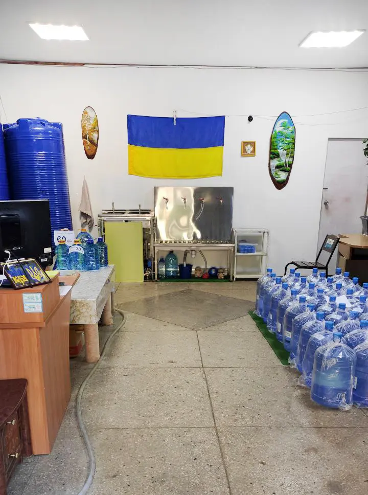Магазин Здорова вода, вул. Міжпланетна, 15. м. Кривий Ріг